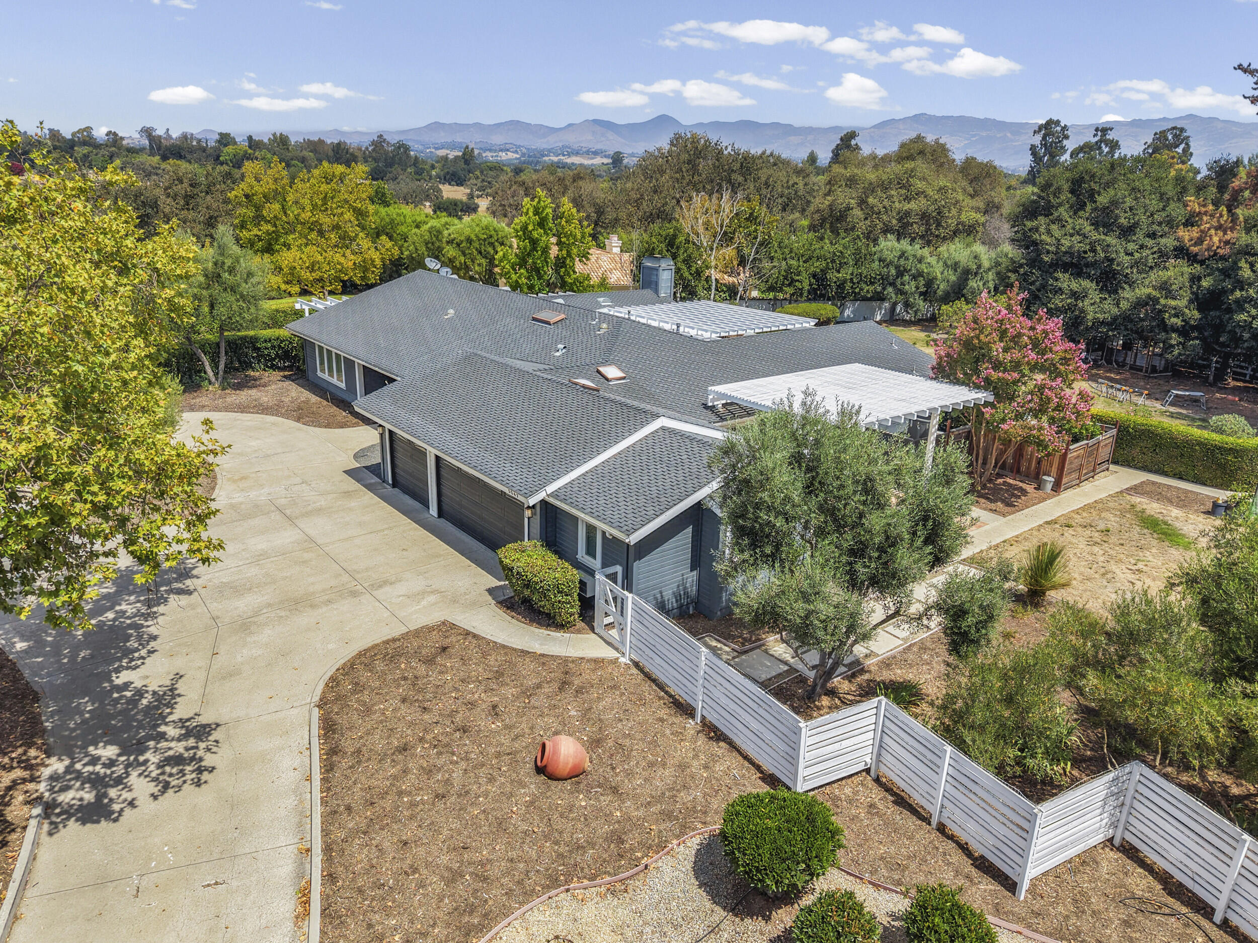 3047 Longview Lane