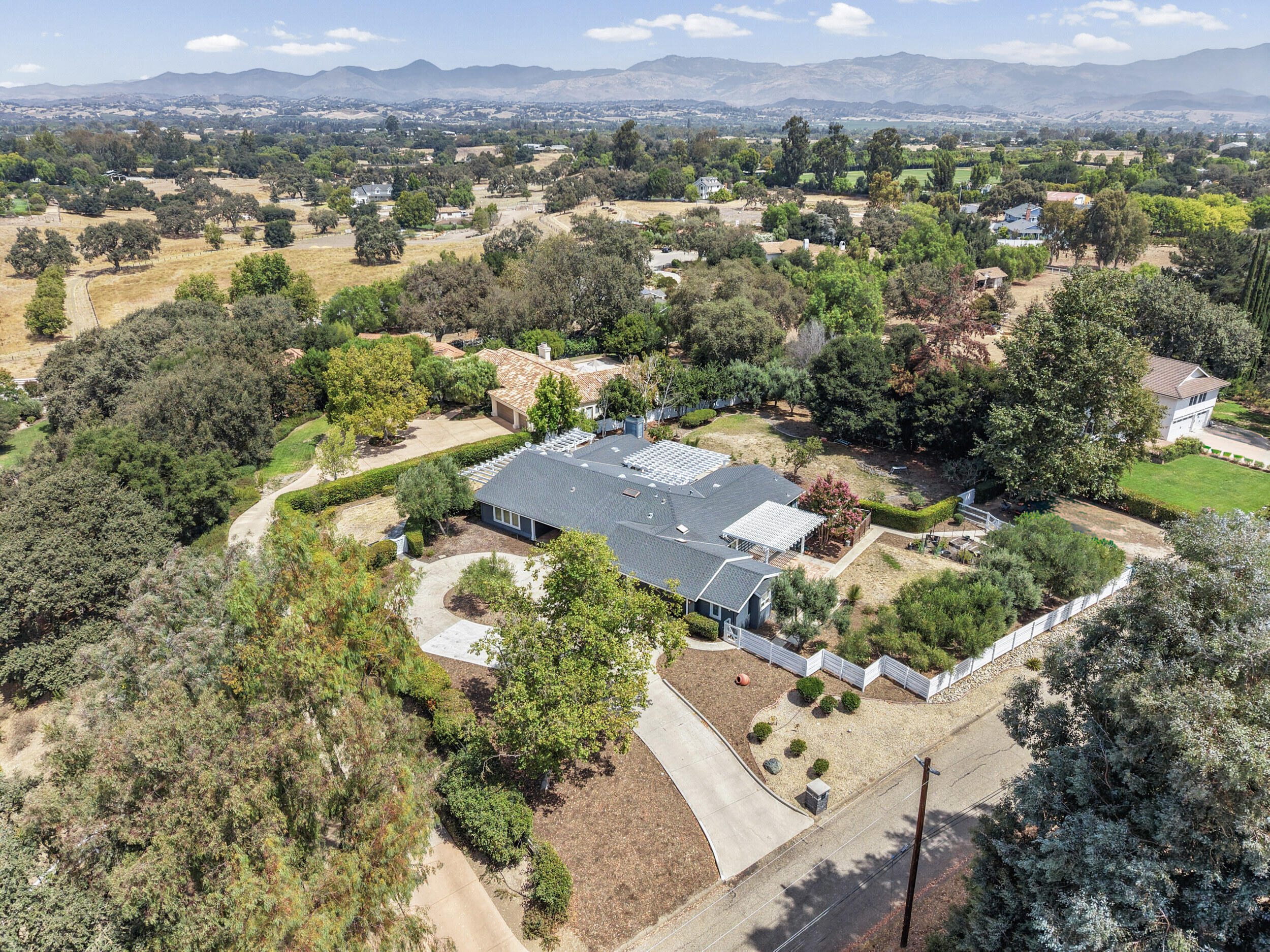 3047 Longview Lane