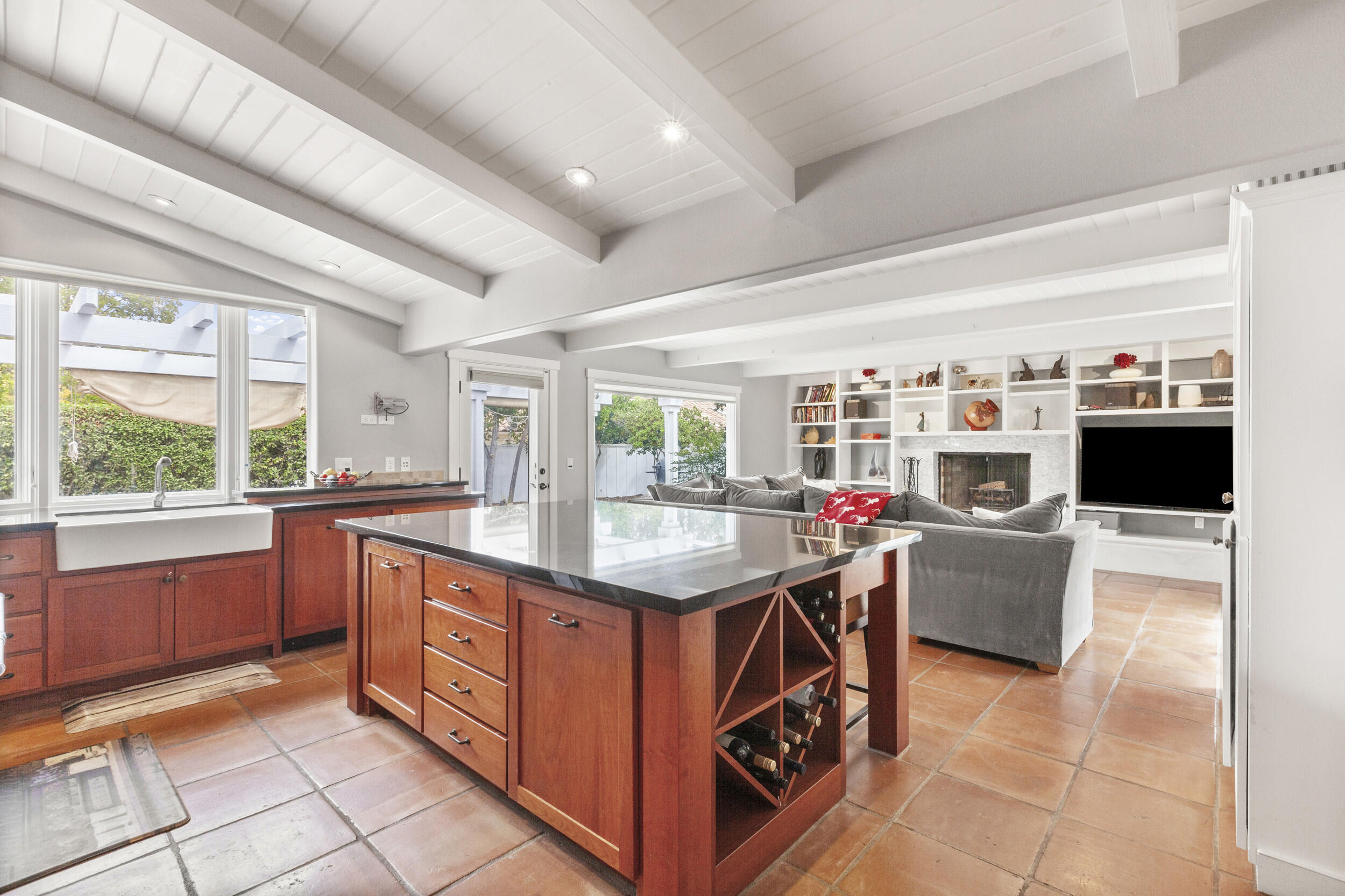 3047 Longview Lane