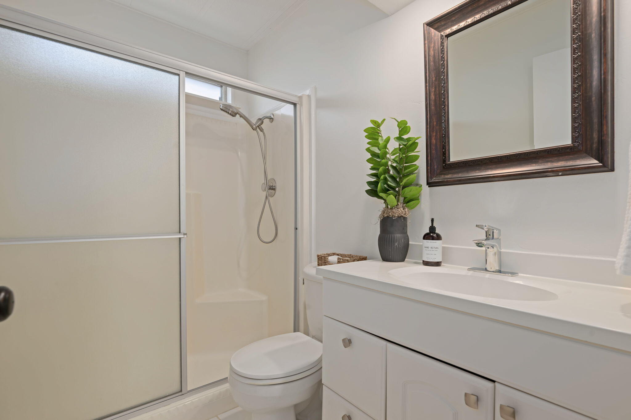 945 Ward Drive Spc 195