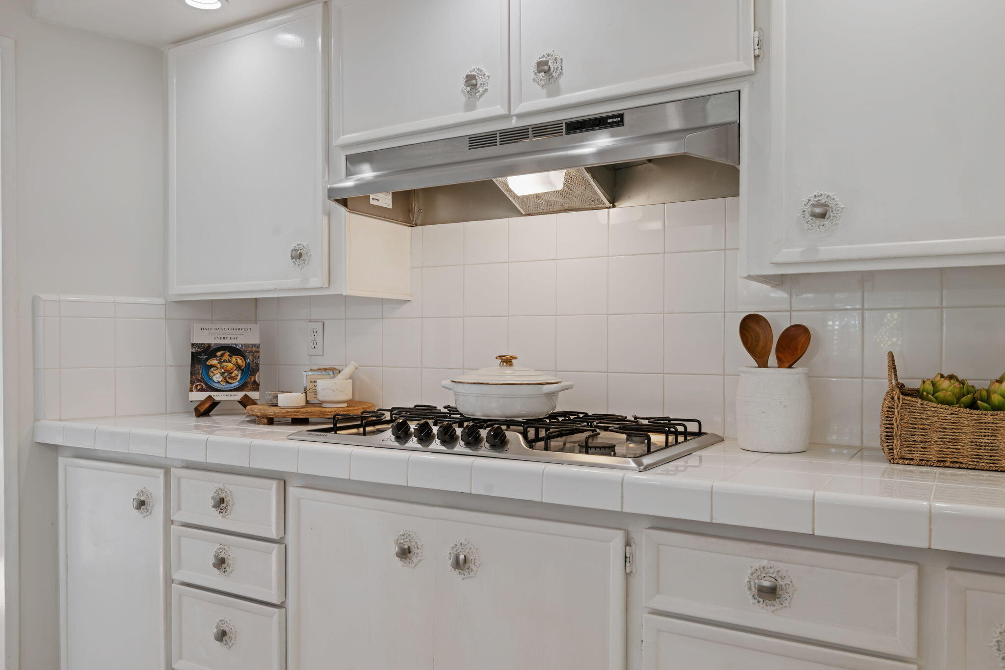 945 Ward Drive Spc 195