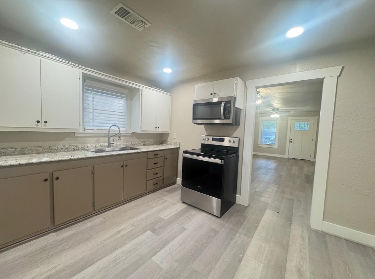 510 W Sixth Street, Brenham