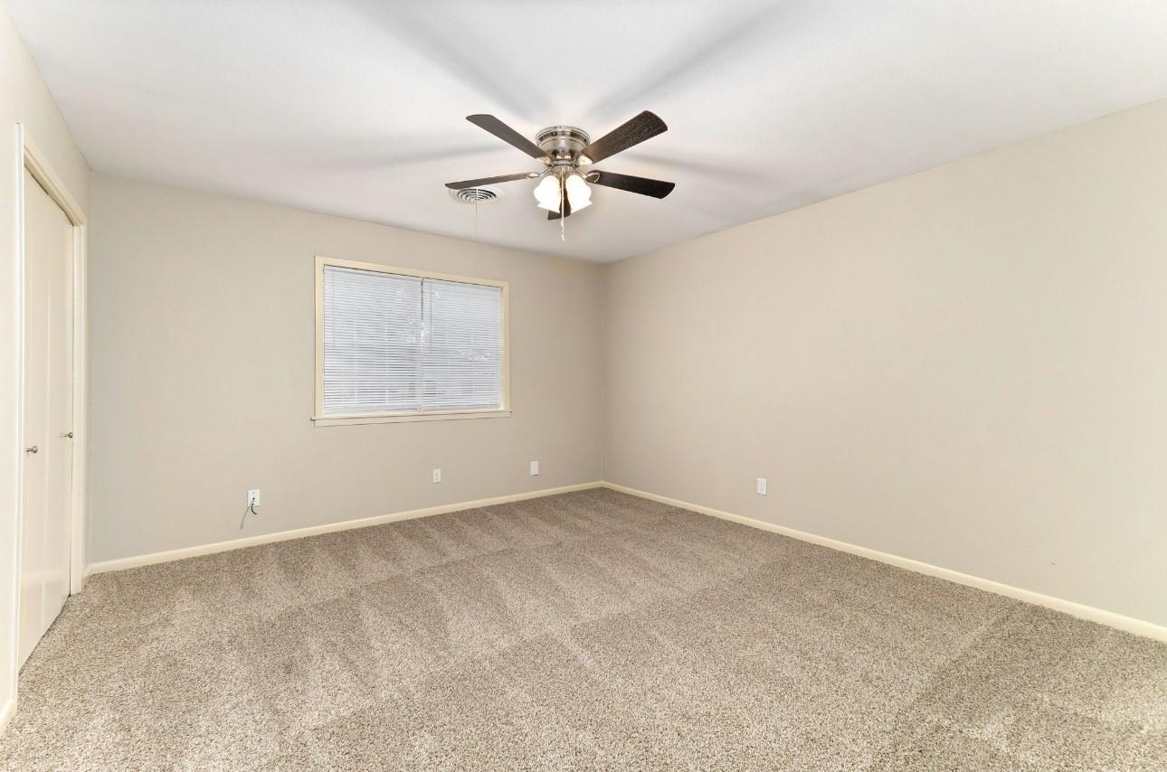 1609 Longhofer Street