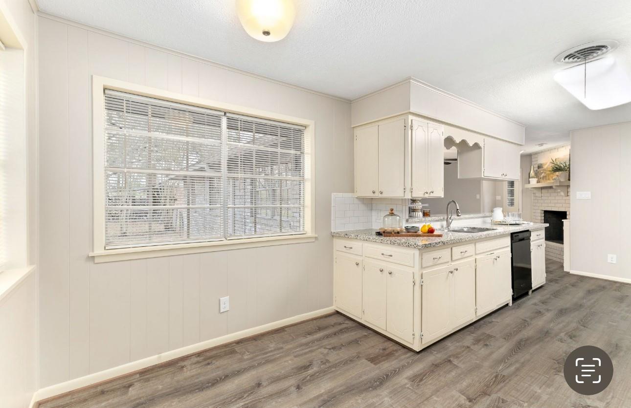 1609 Longhofer Street