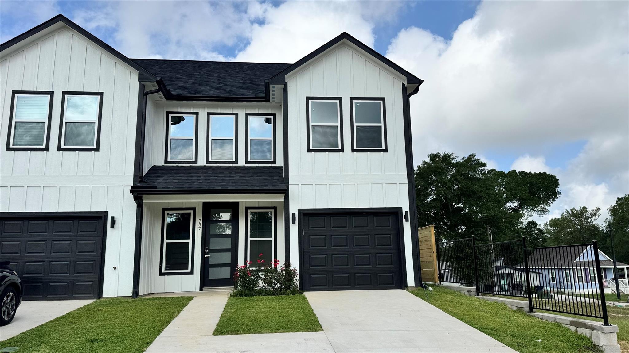 737 Ebenezer Lane
