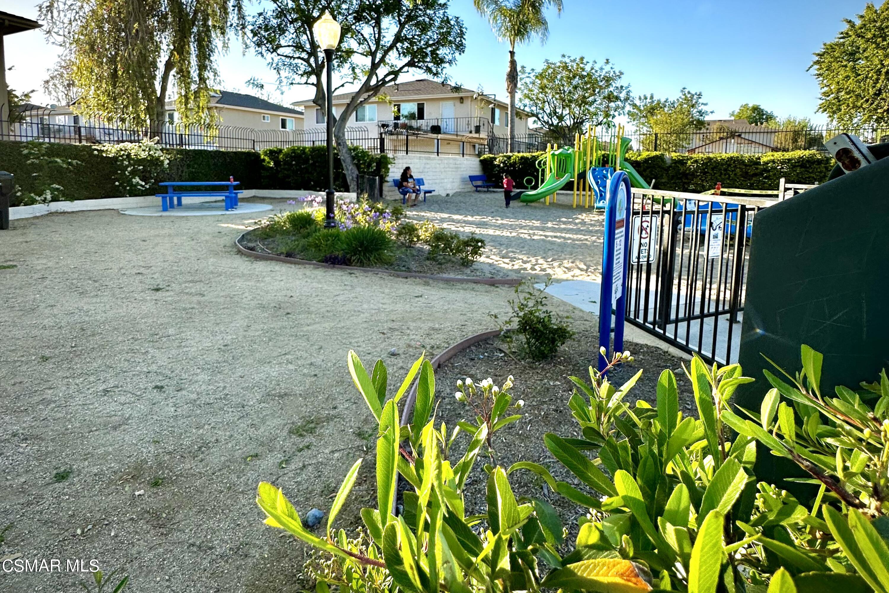 630 Paseo La Perla