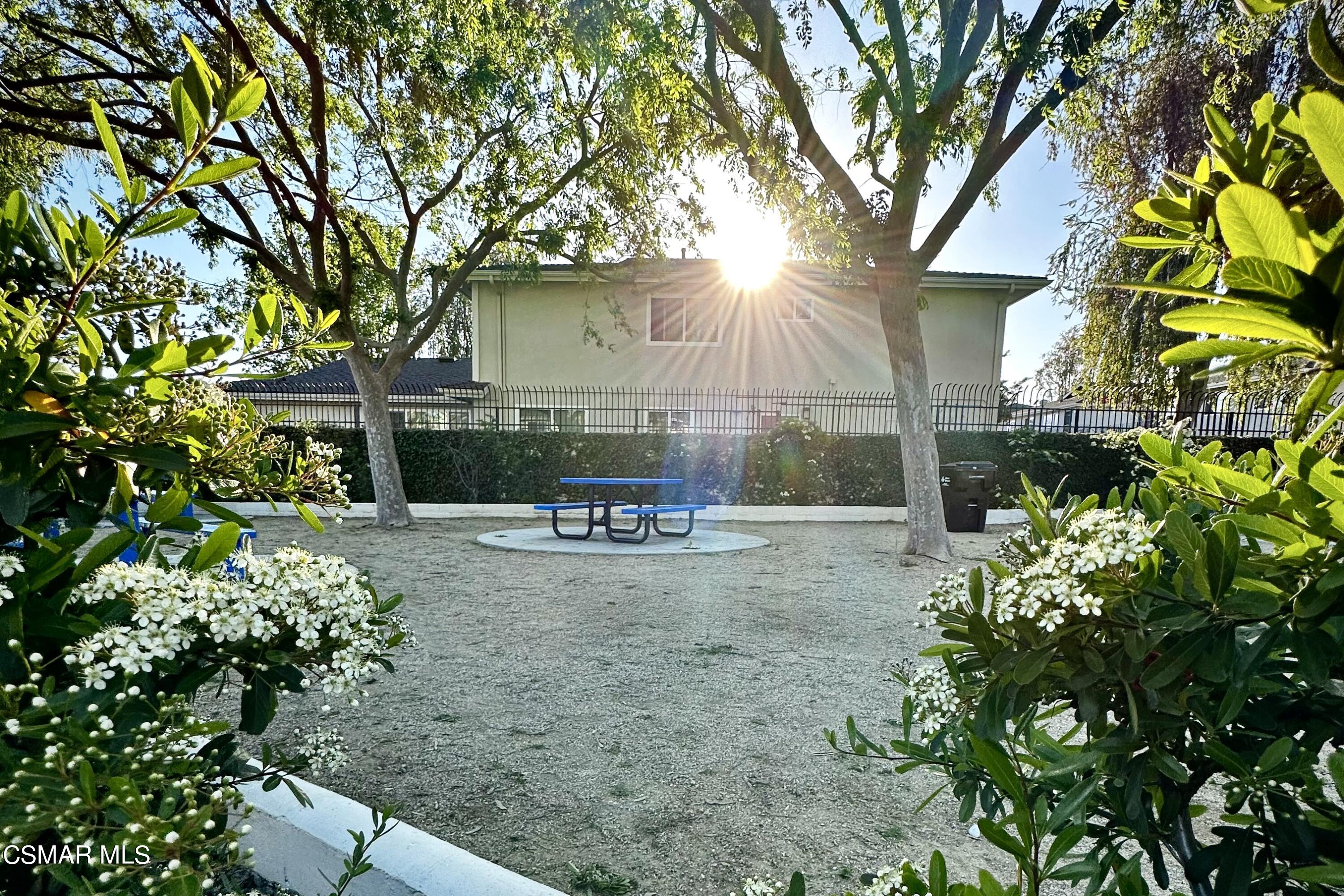 630 Paseo La Perla