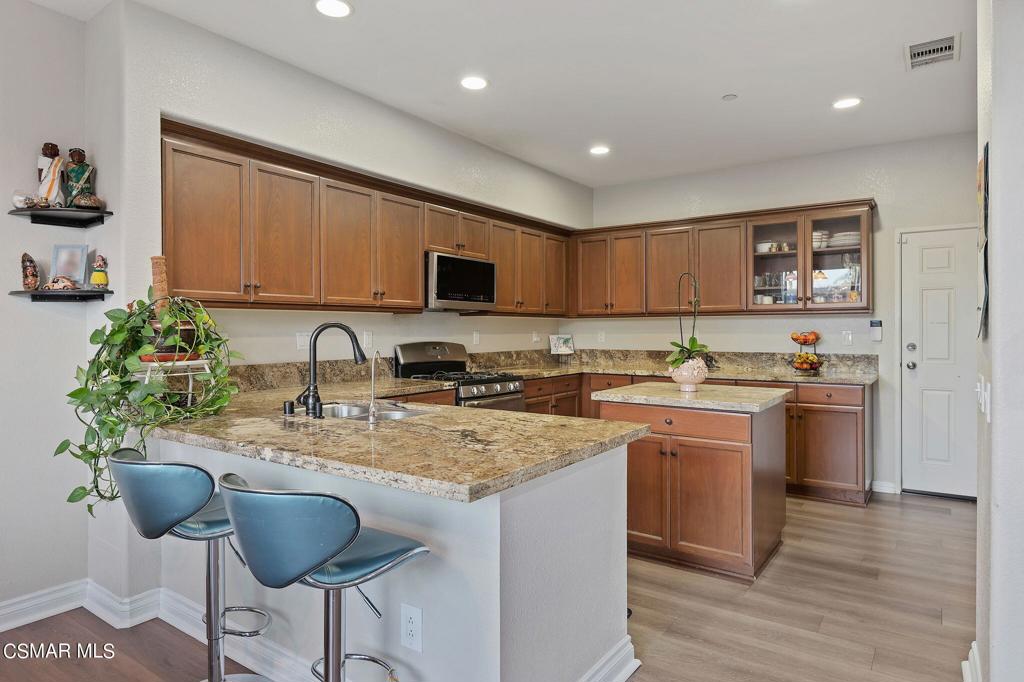 6794 Simmons Way