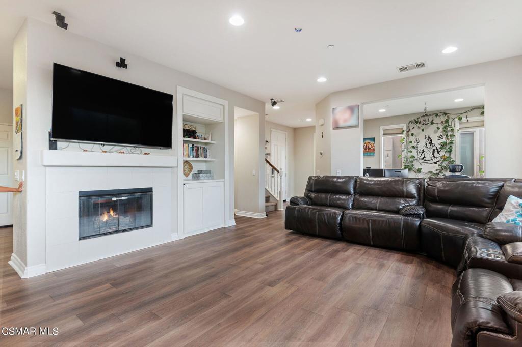 6794 Simmons Way