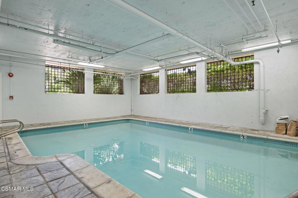 1872 Midvale Avenue 105