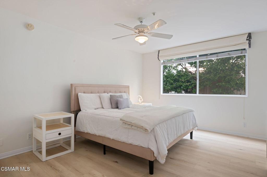 1872 Midvale Avenue 105