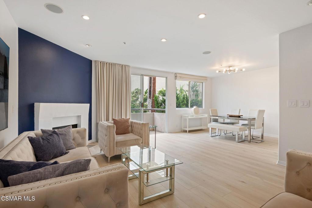 1872 Midvale Avenue 105