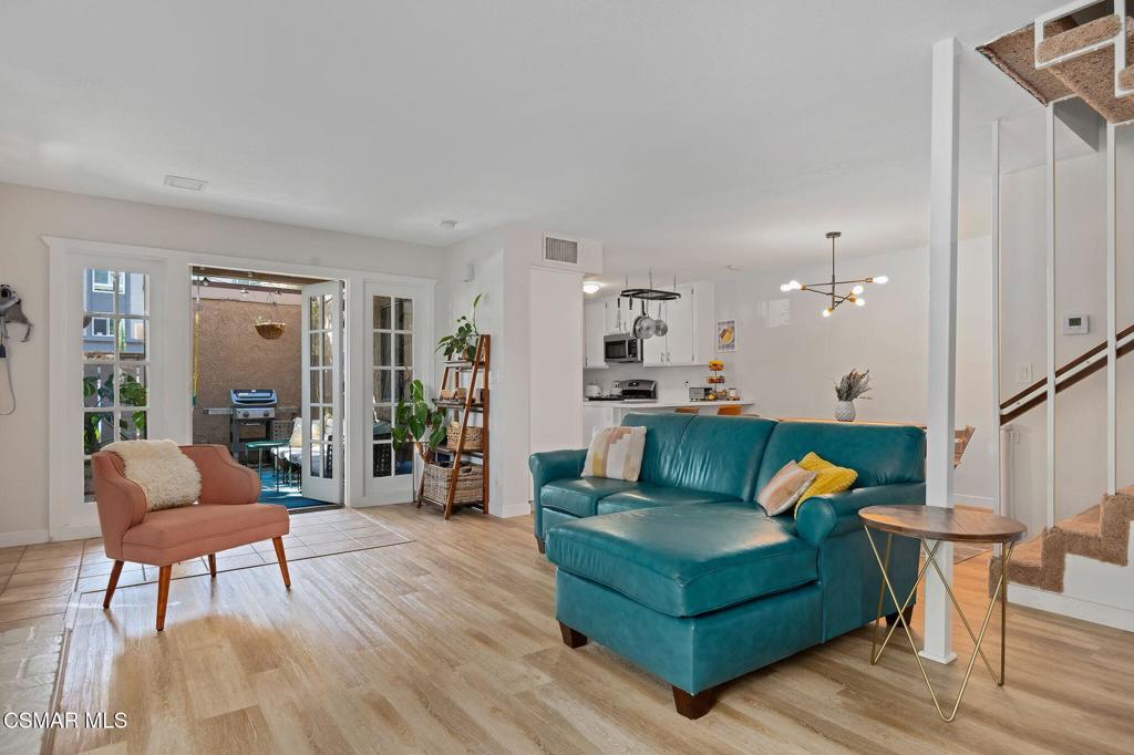 4460 Lubbock Drive B