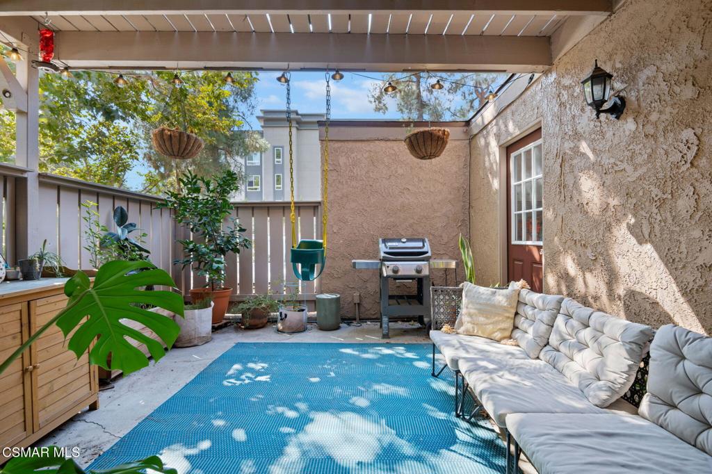 4460 Lubbock Drive B