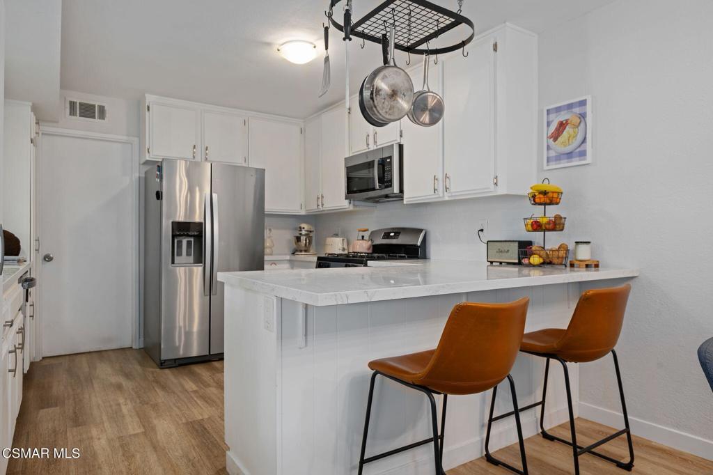 4460 Lubbock Drive B