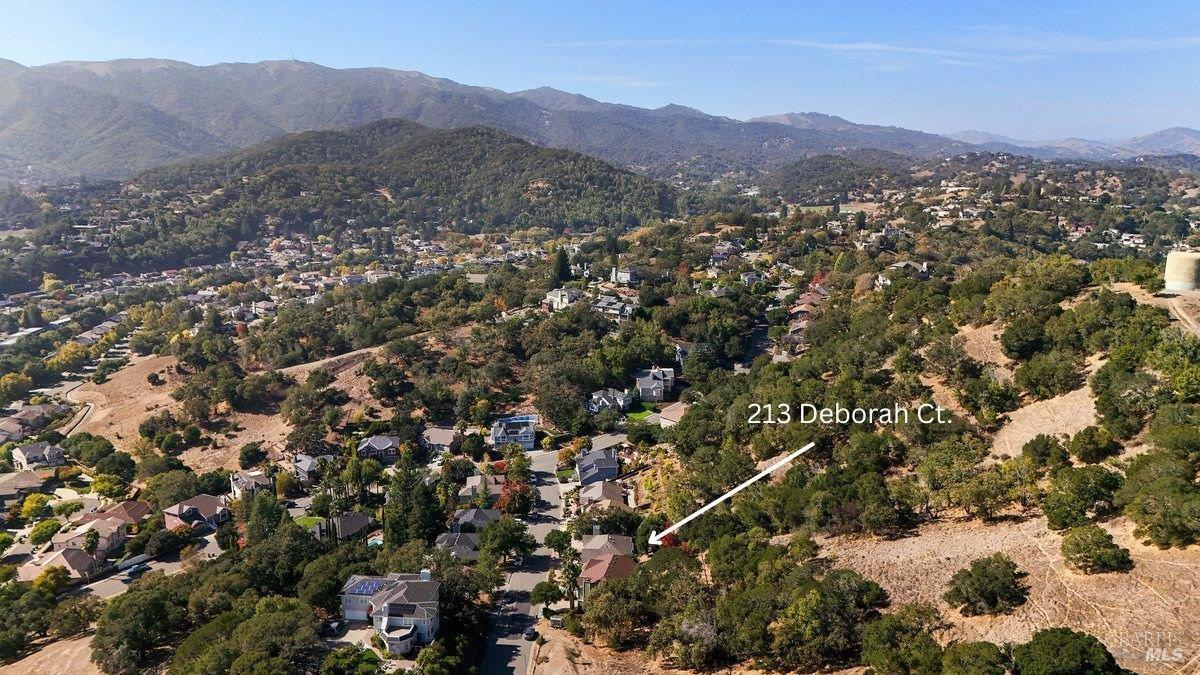 213 Deborah Ct