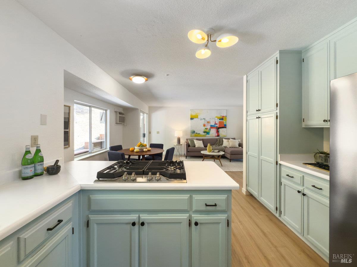 213 Deborah Ct