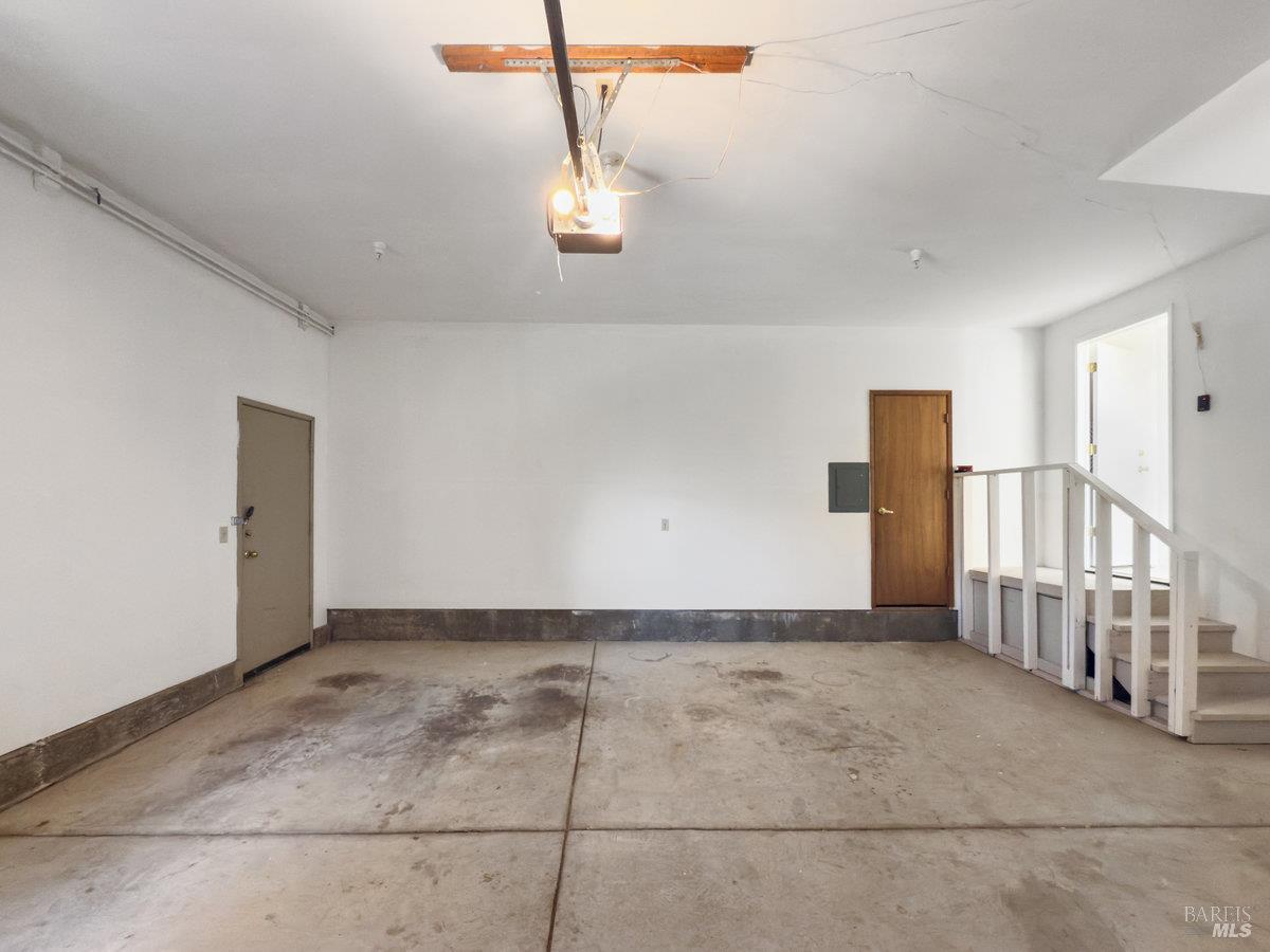 213 Deborah Ct