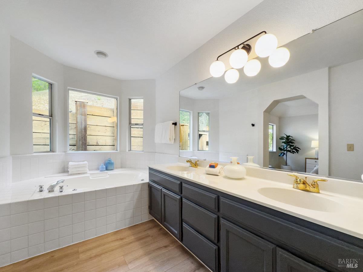 213 Deborah Ct