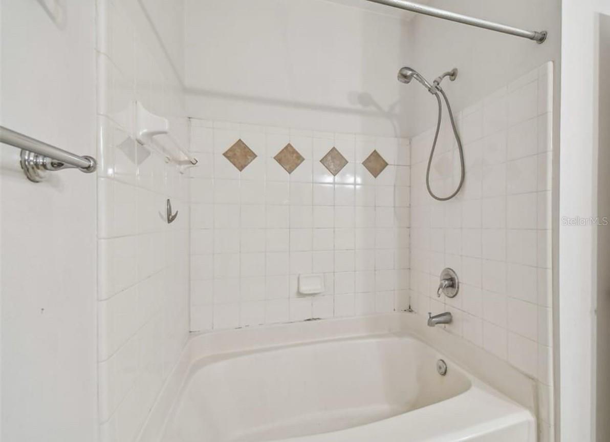 4207 S DALE MABRY HWY #2309