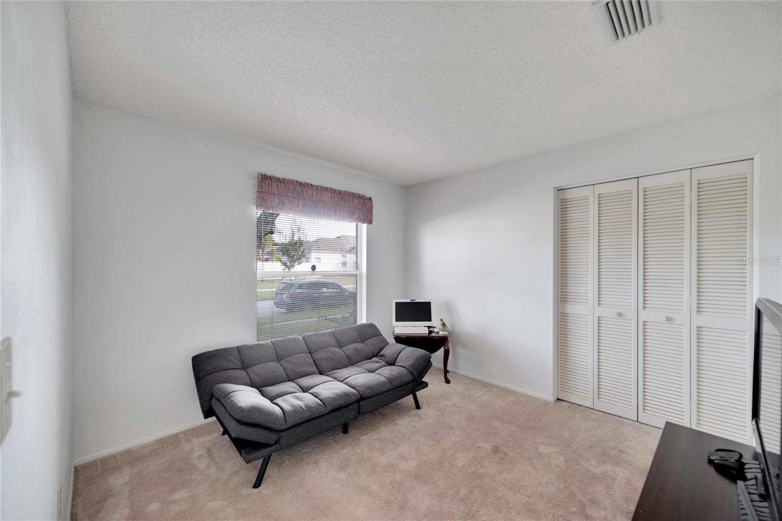 13302 SILVERCREEK DR