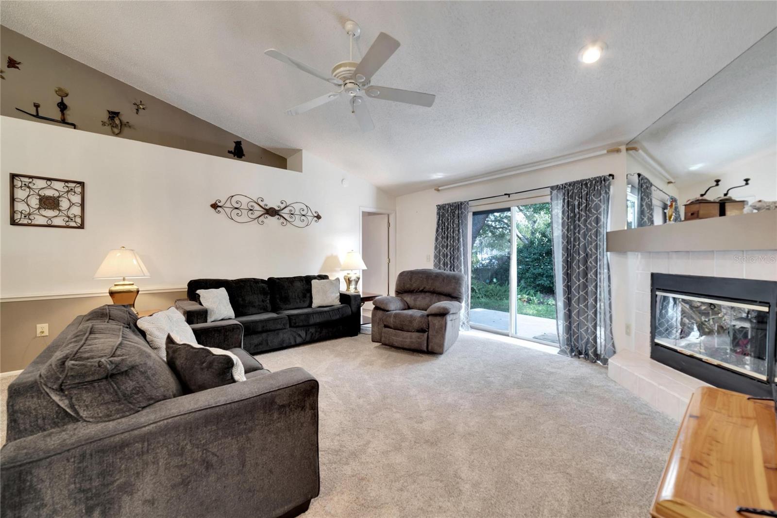 13302 SILVERCREEK DR