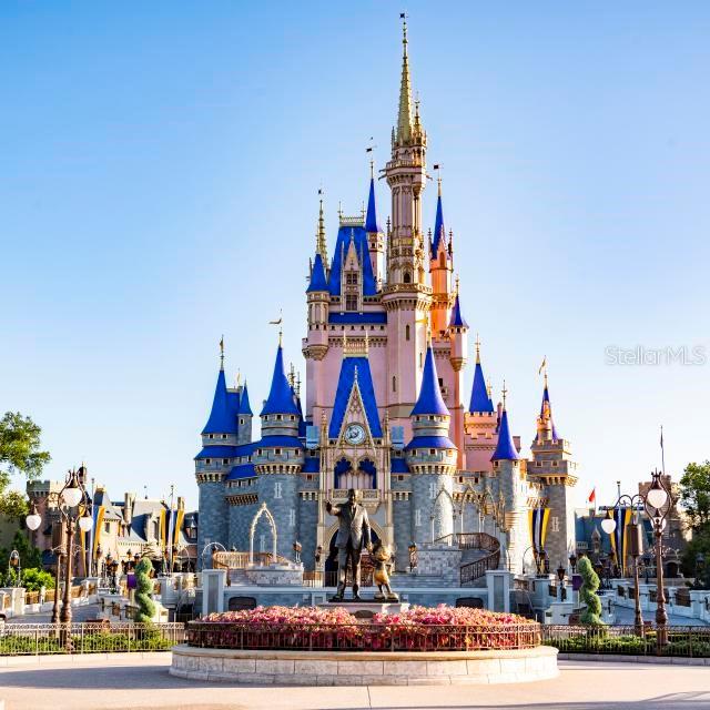 13302 SILVERCREEK DR