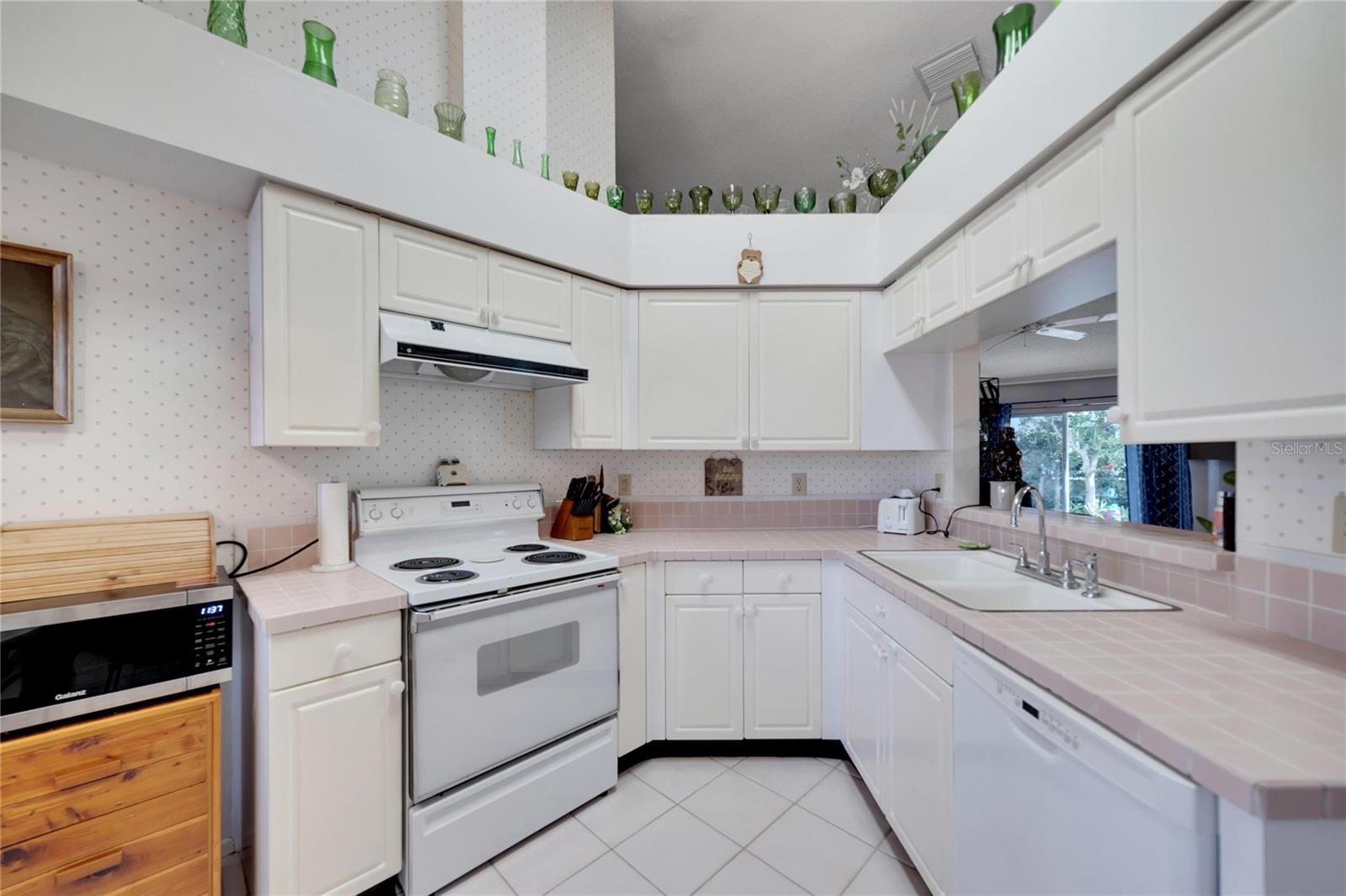 13302 SILVERCREEK DR