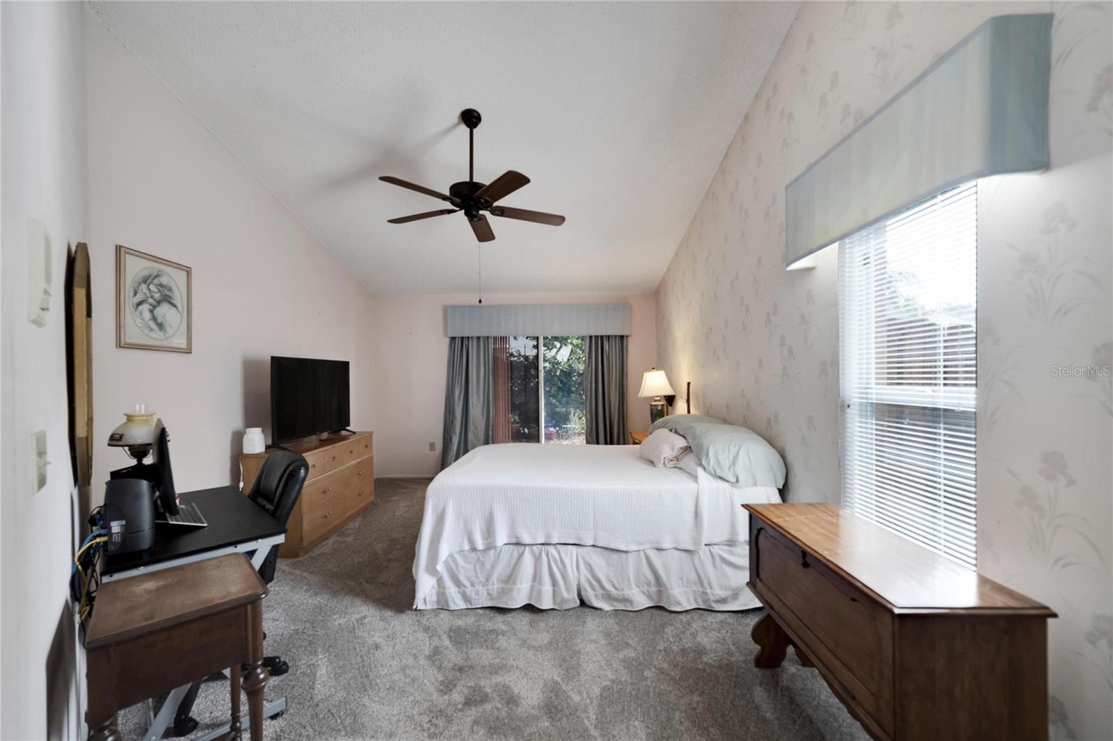 13302 SILVERCREEK DR