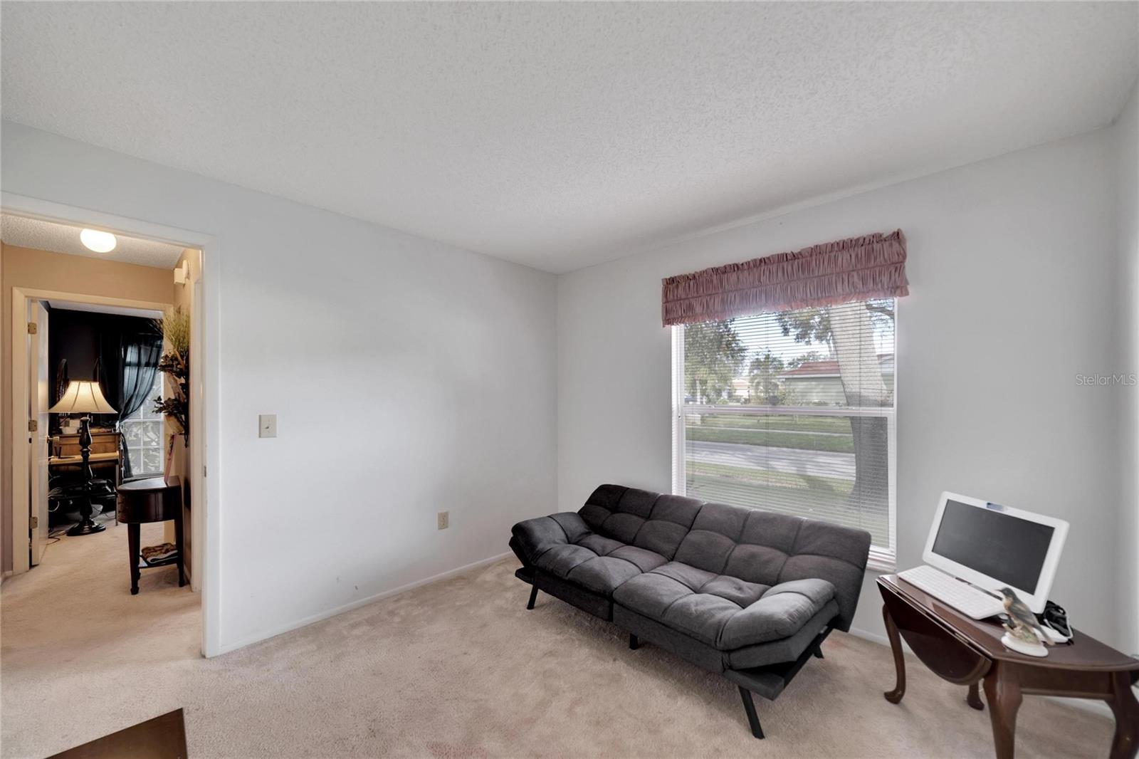 13302 SILVERCREEK DR