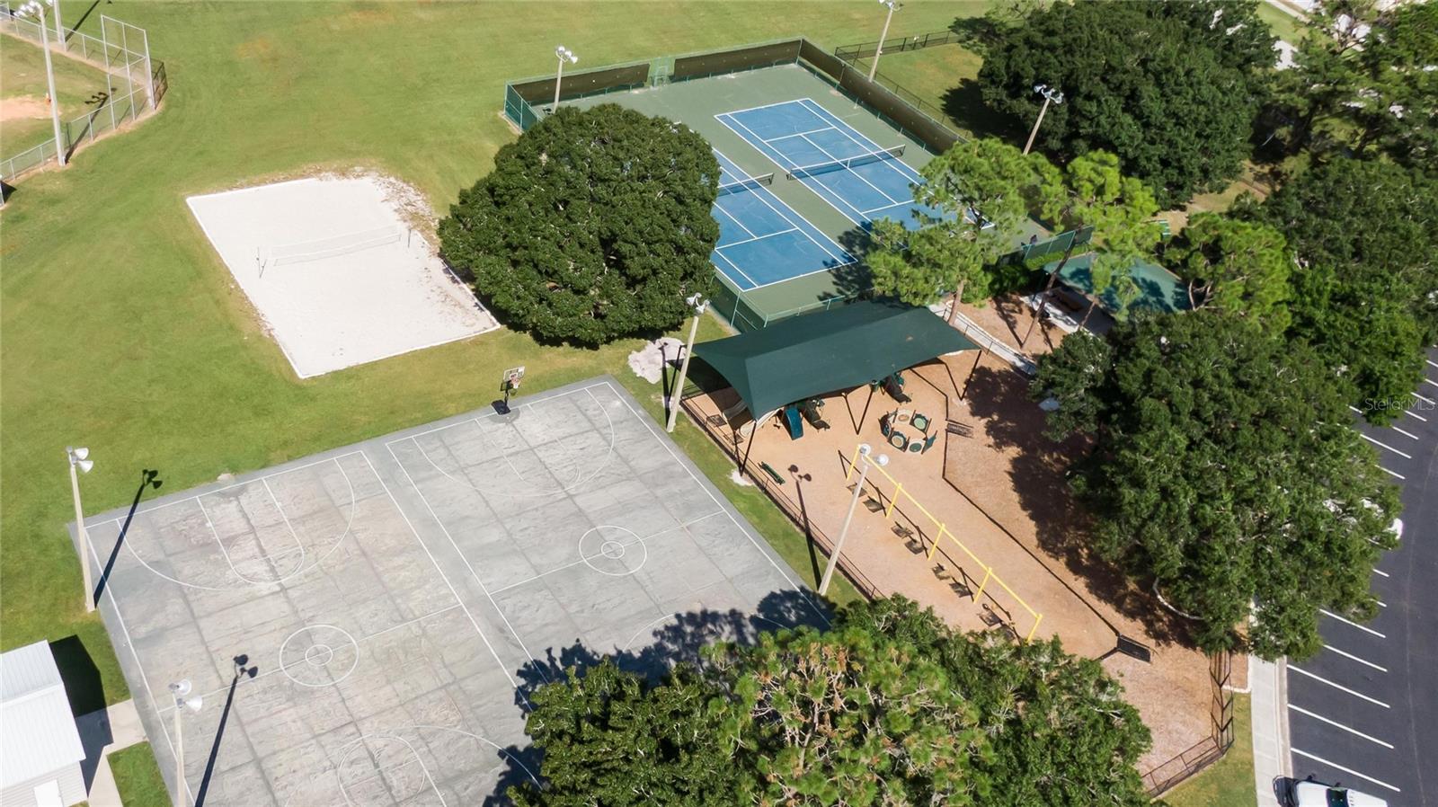 13302 SILVERCREEK DR