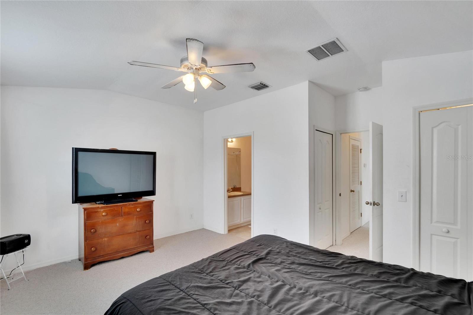 10701 CHESHAM HILL CT