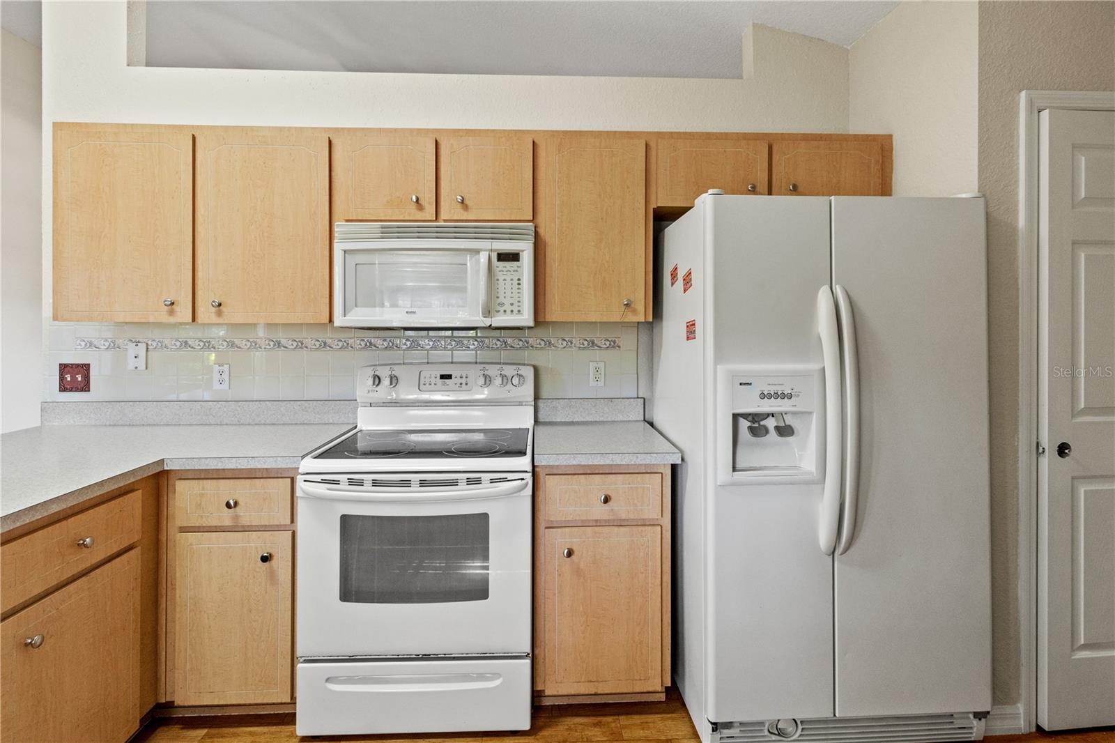 491 BAHIA CIRCLE TER