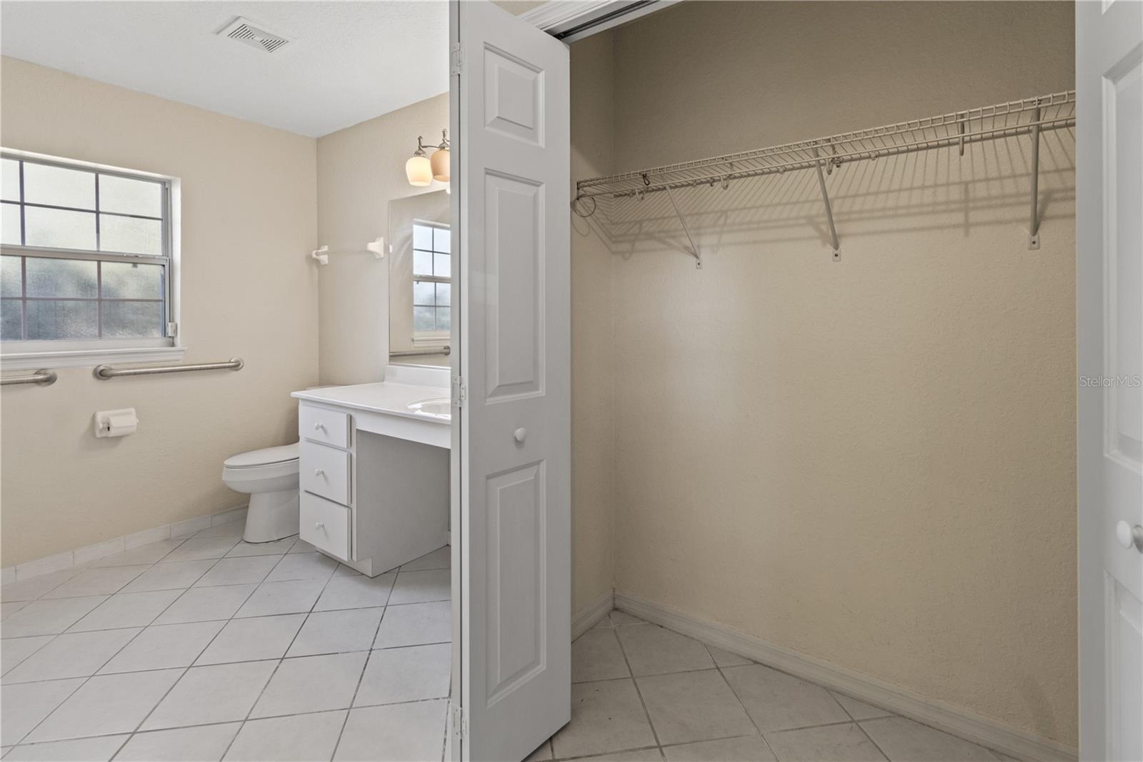 491 BAHIA CIRCLE TER