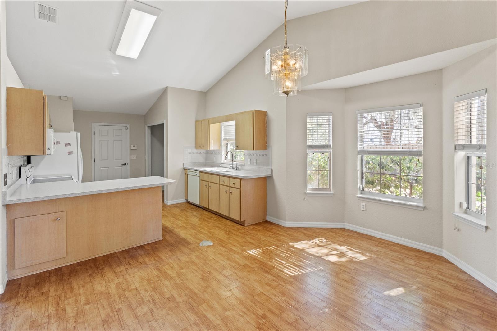 491 BAHIA CIRCLE TER