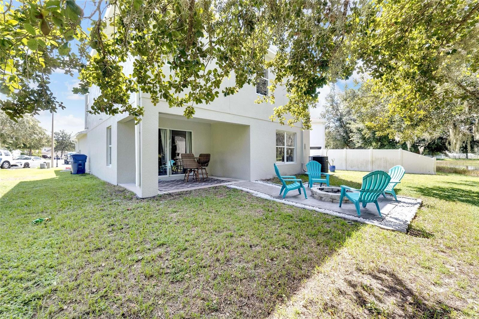 18000 GLASTONBURY LN