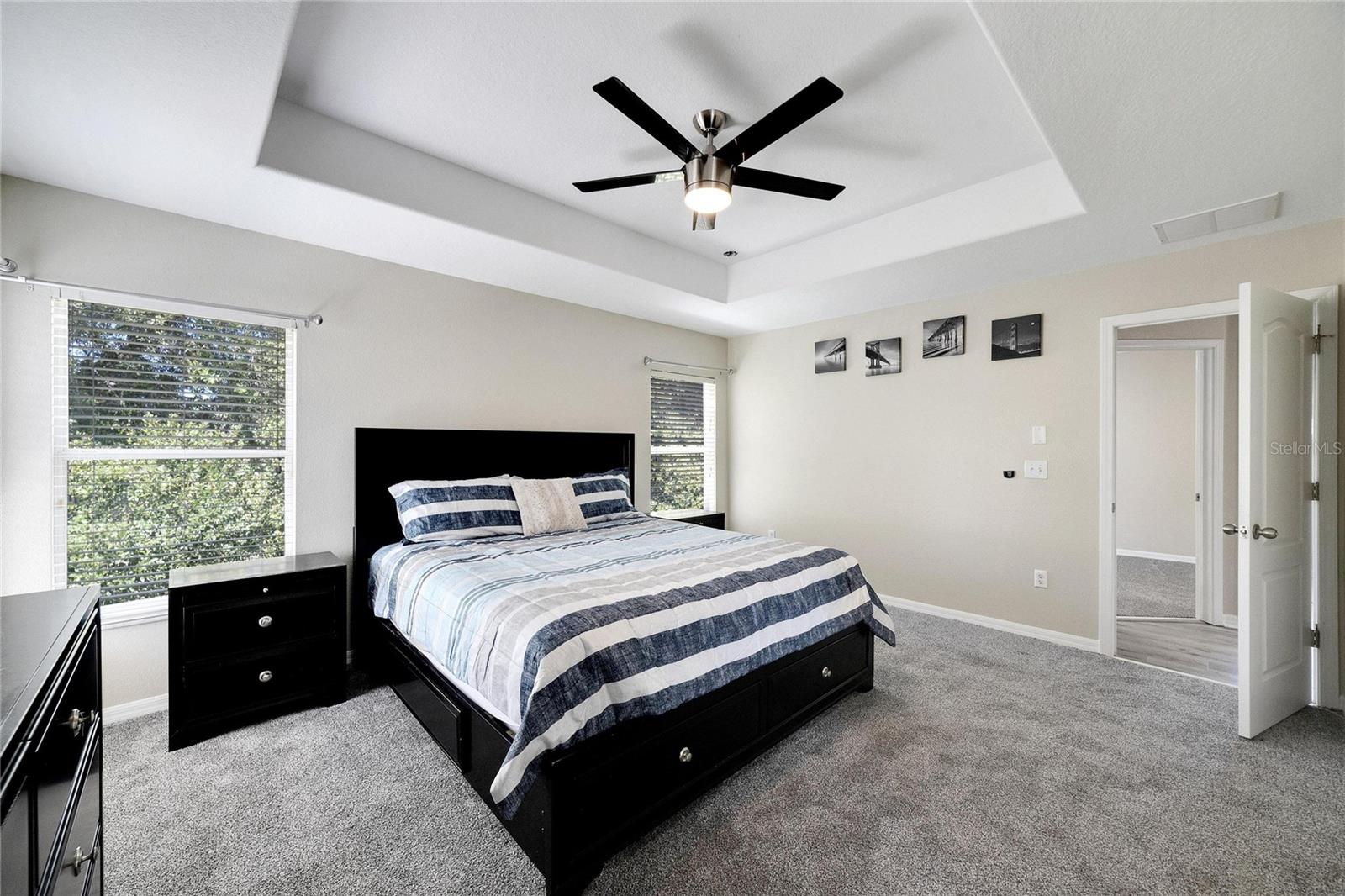 18000 GLASTONBURY LN