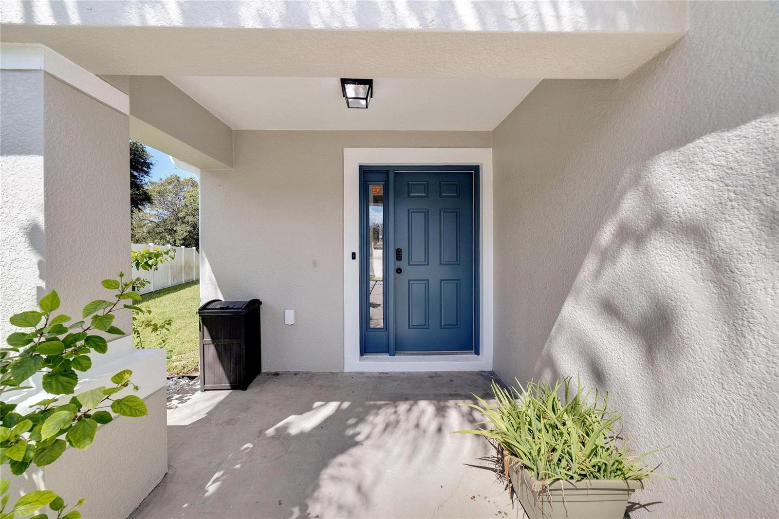 18000 GLASTONBURY LN