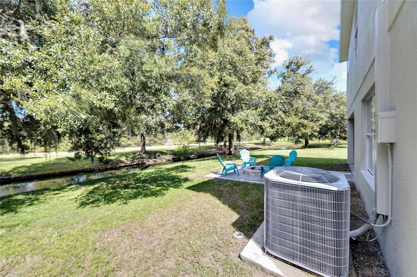 18000 GLASTONBURY LN