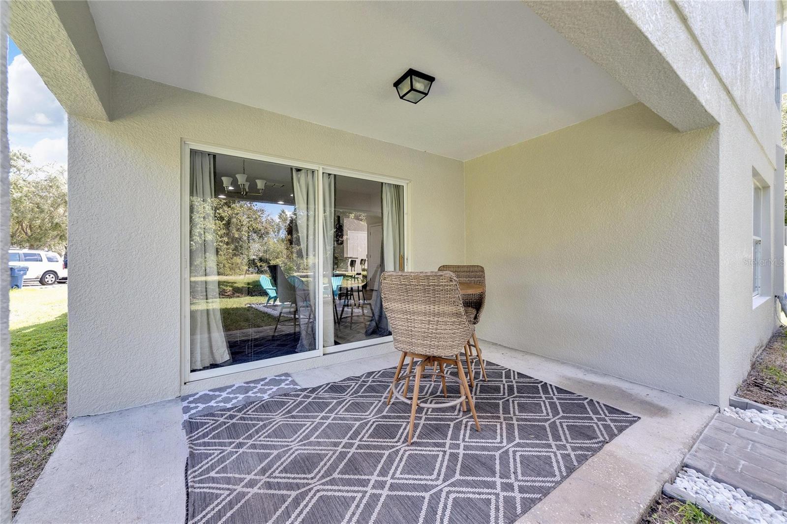 18000 GLASTONBURY LN