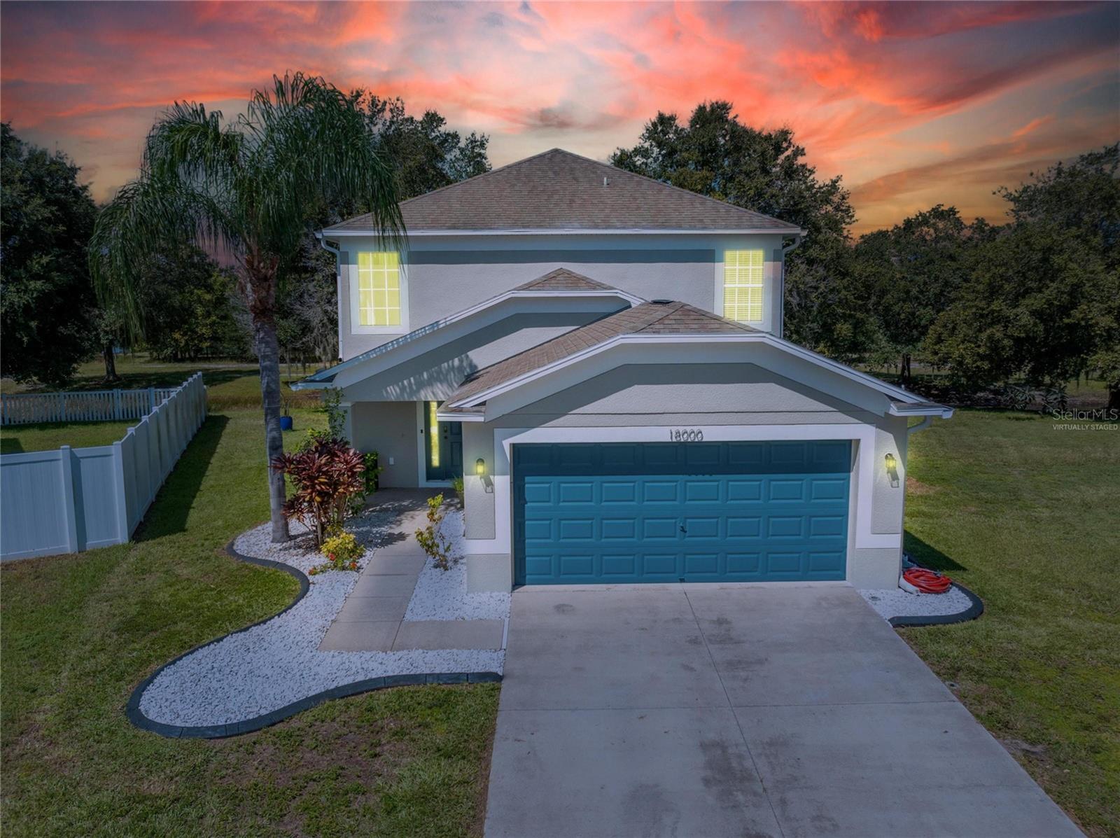 18000 GLASTONBURY LN