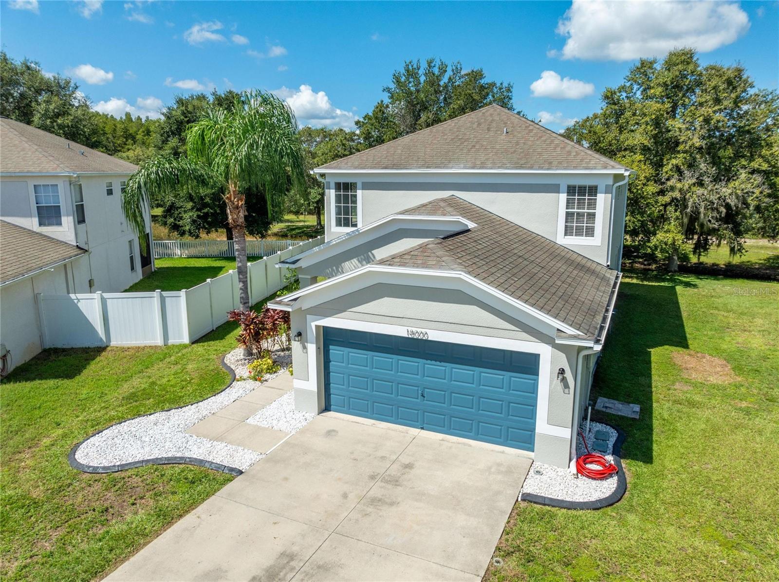 18000 GLASTONBURY LN