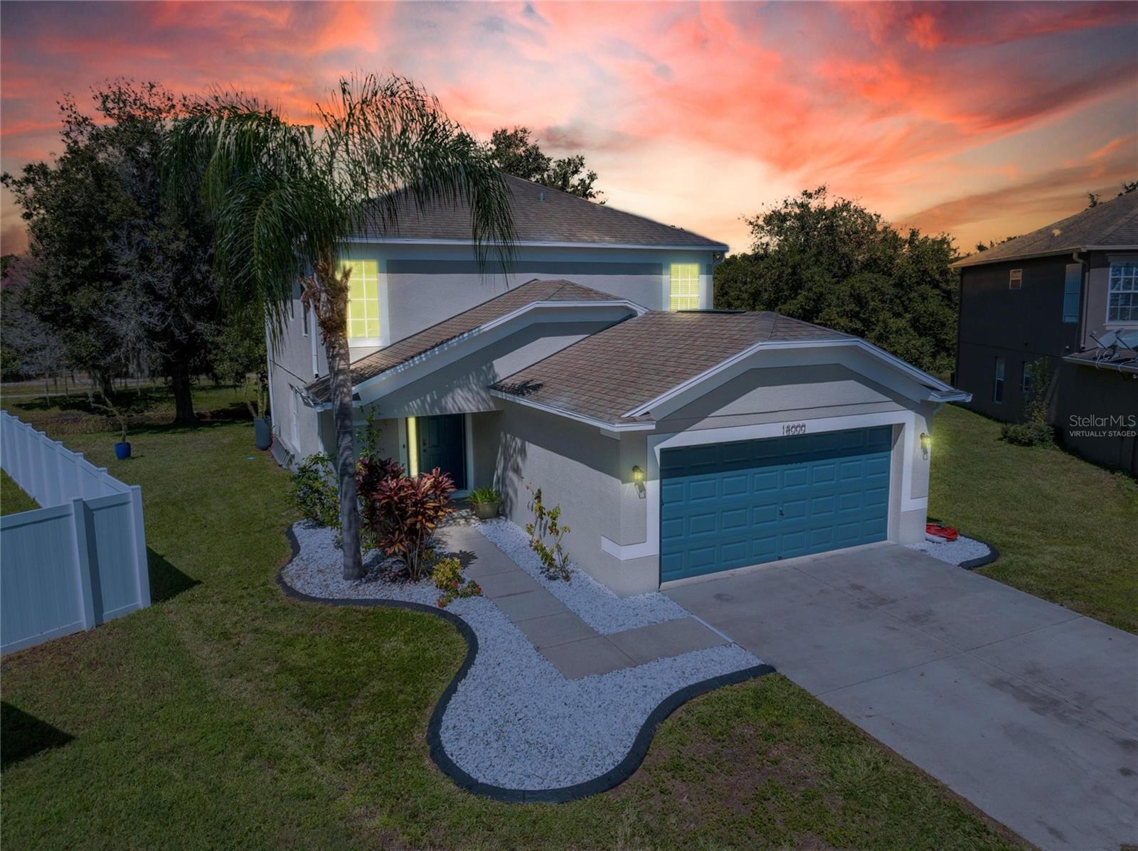 18000 GLASTONBURY LN