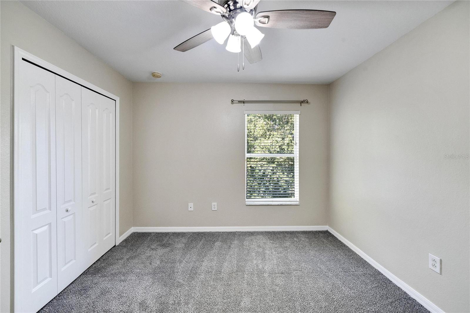 18000 GLASTONBURY LN