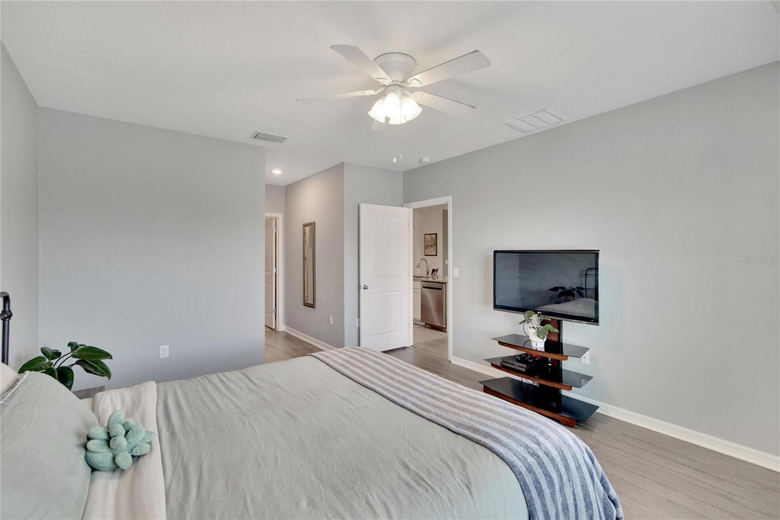 10324 GEESE TRAIL CIR