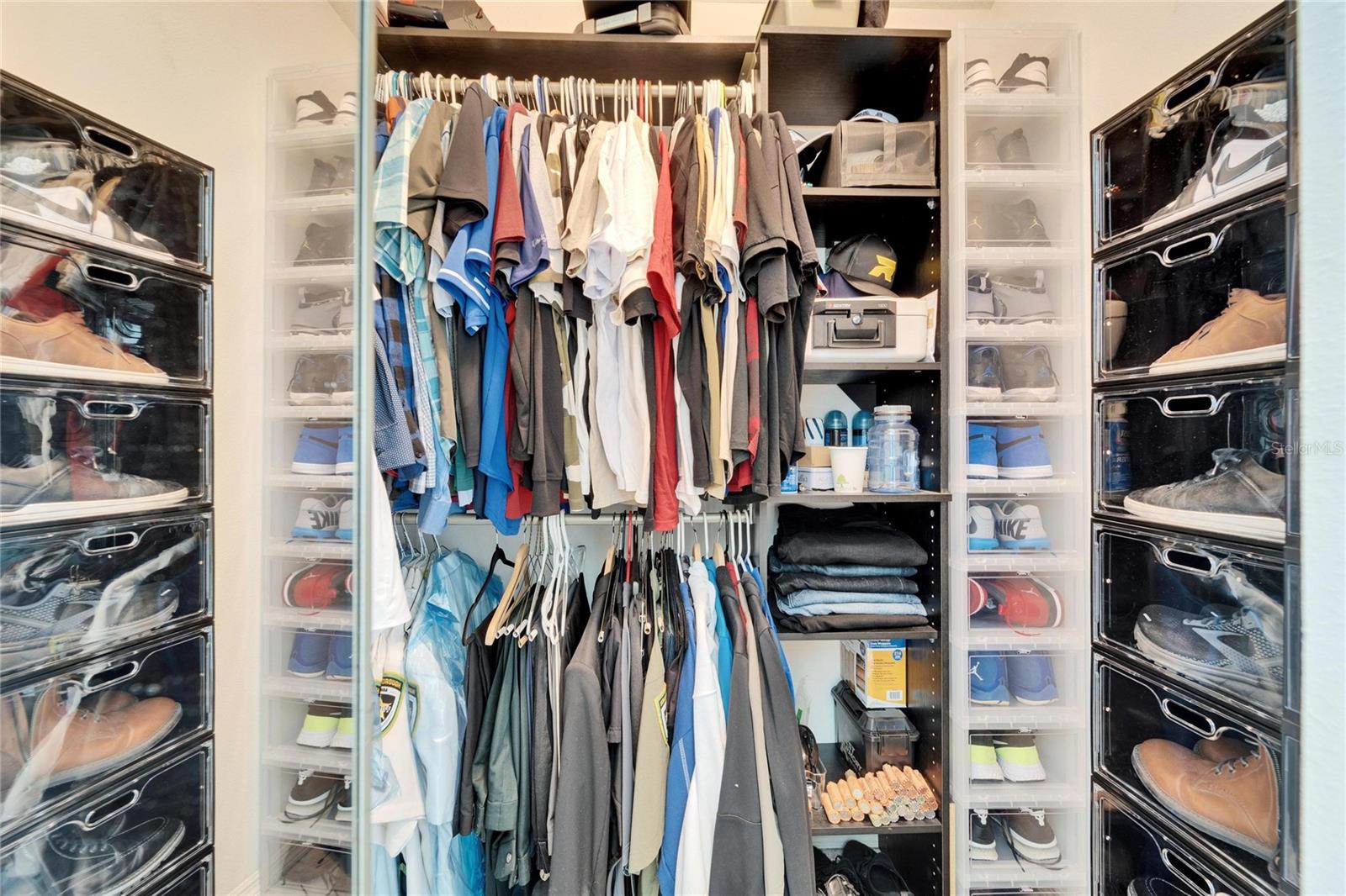 18507 COUNTRY CREST PL