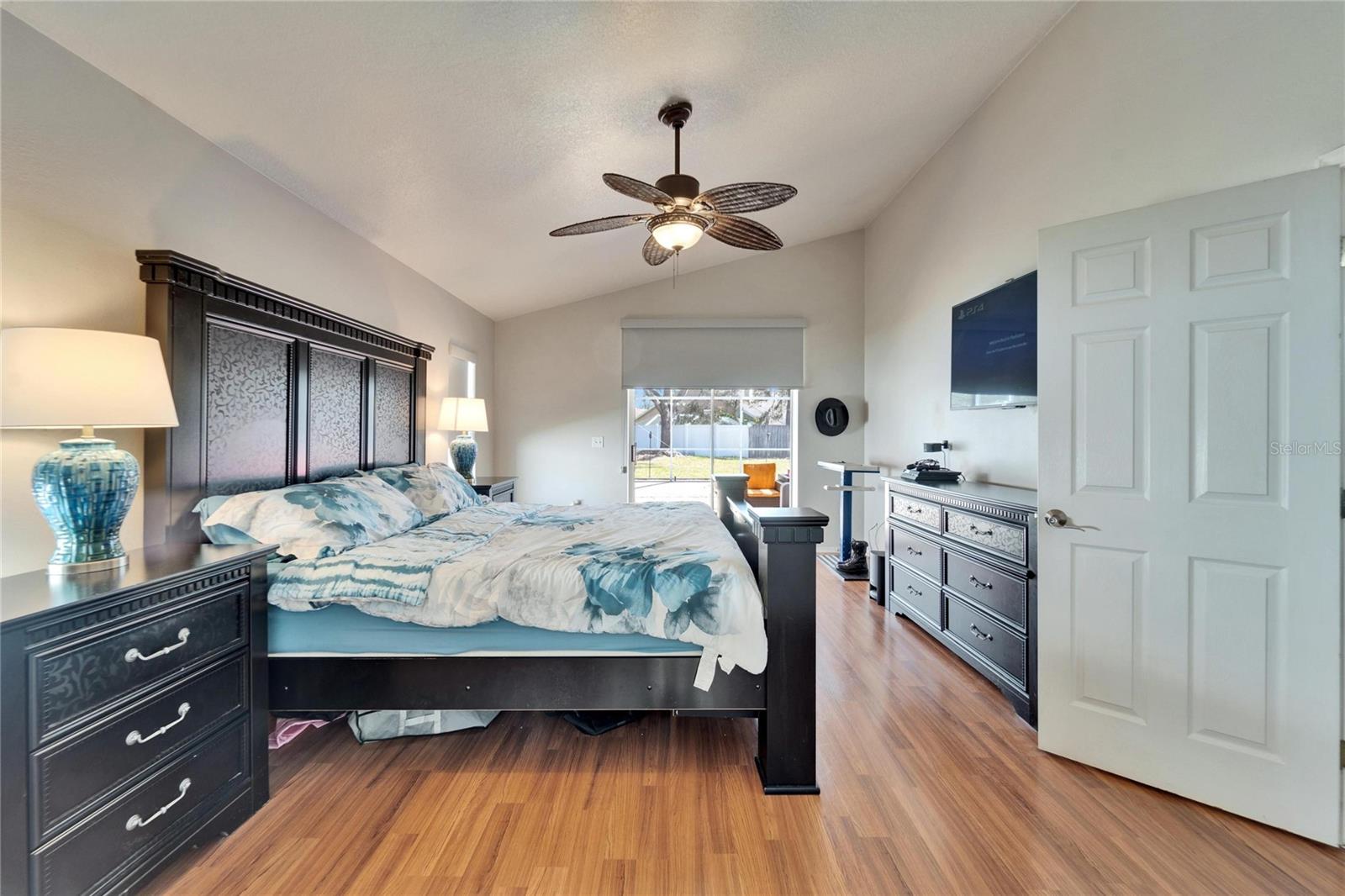 18507 COUNTRY CREST PL