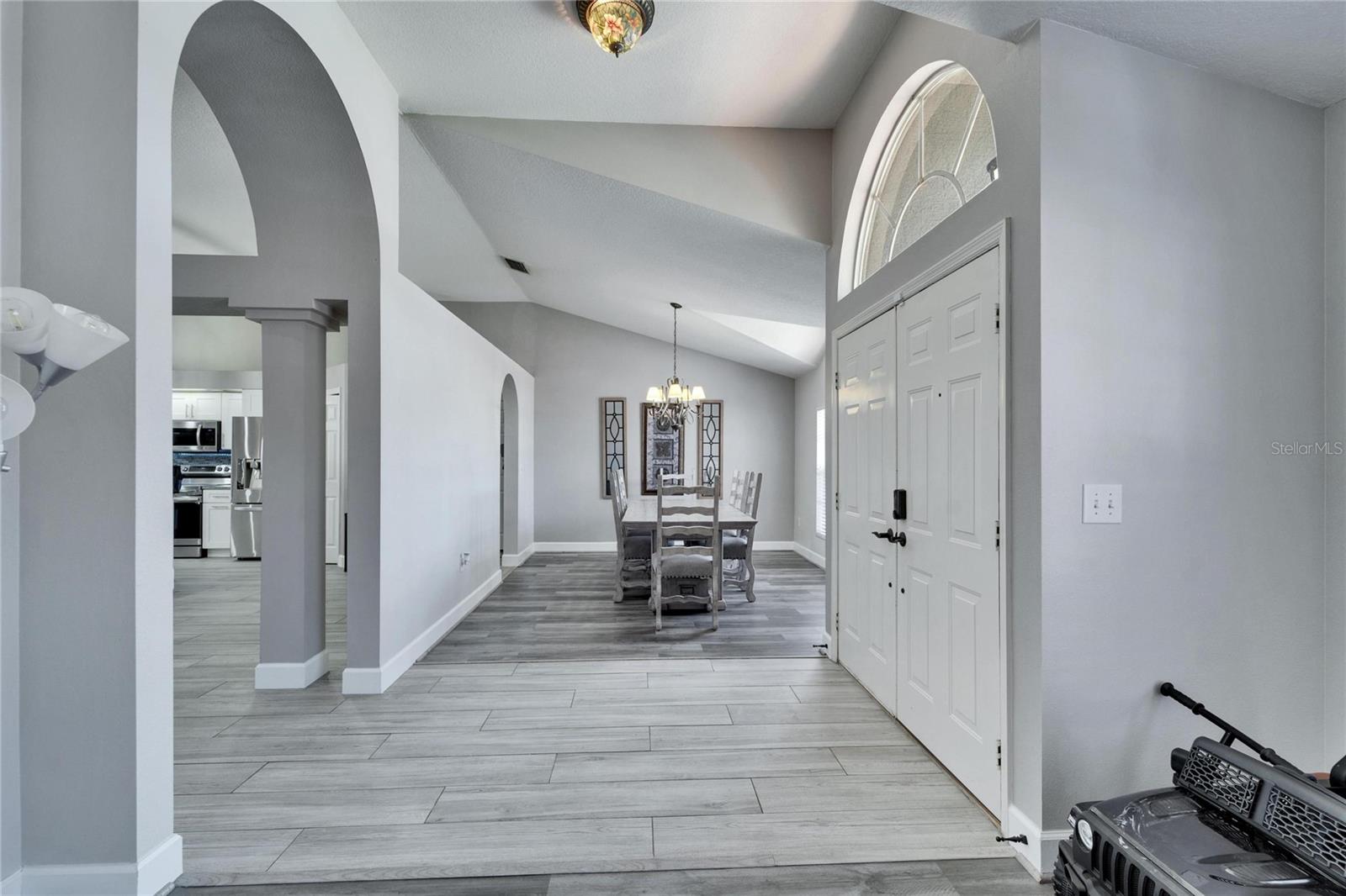 18507 COUNTRY CREST PL