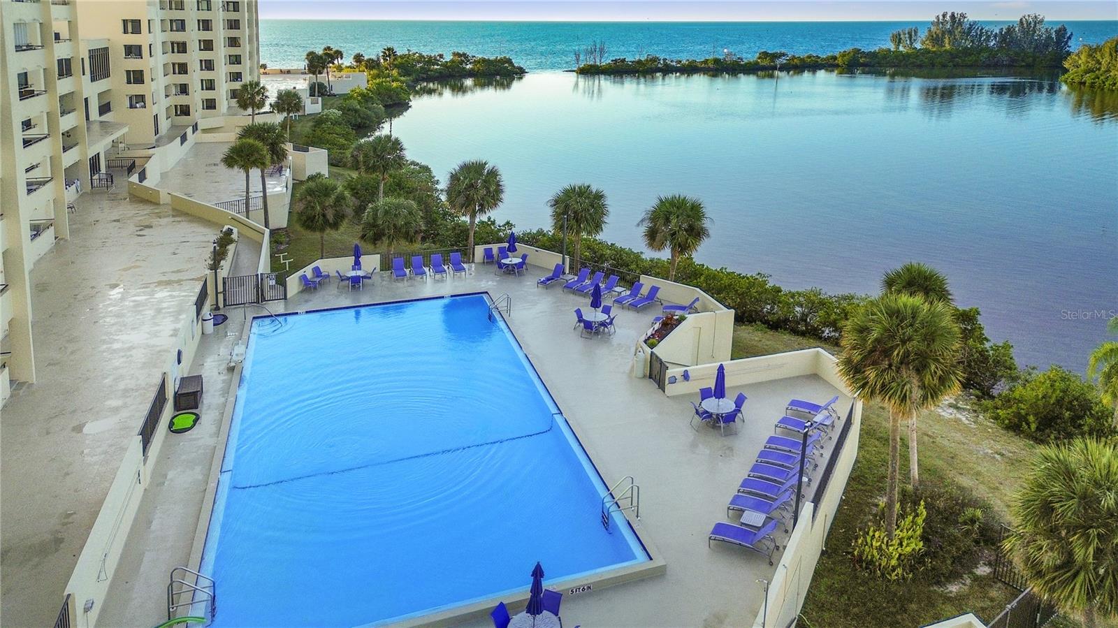 6035 SEA RANCH DR #415