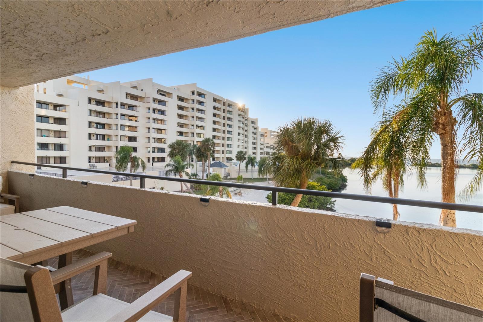 6035 SEA RANCH DR #203